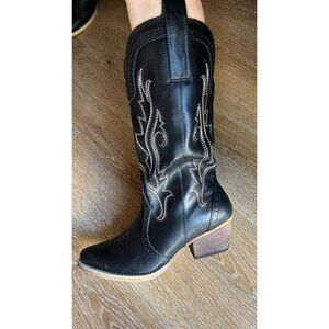 🆕Women Black Synthetic Embroidered Pointy Toe Comfortable Chunky Heel Boot